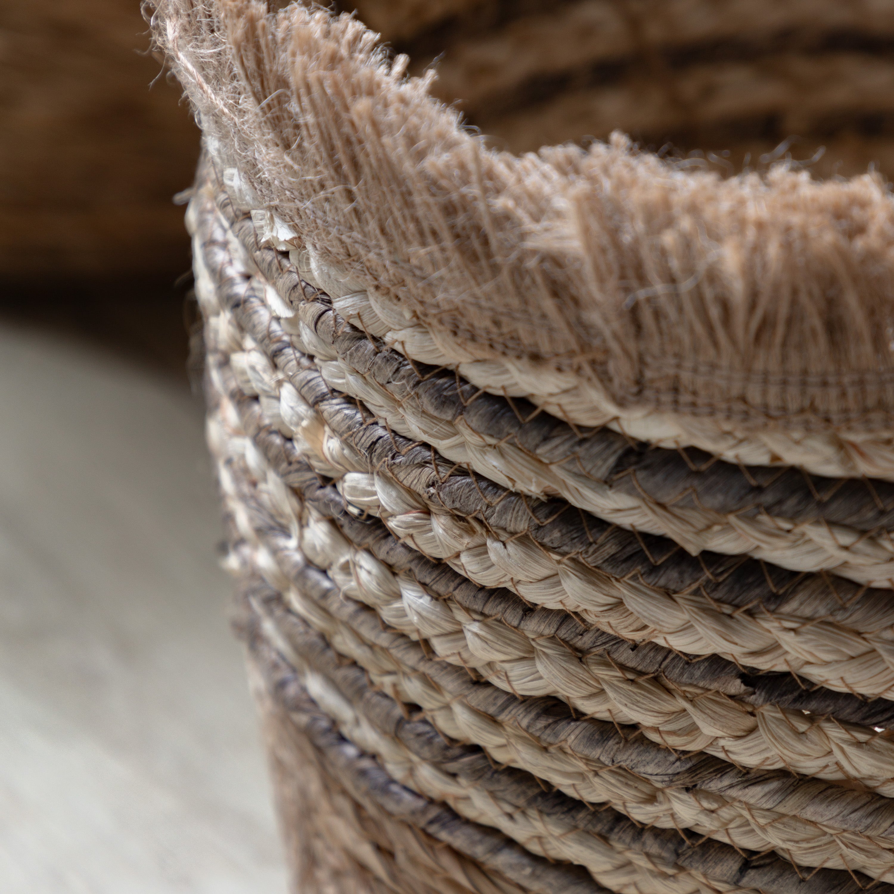 Set of 3 Fringed Woven Baskets Brown Stripe